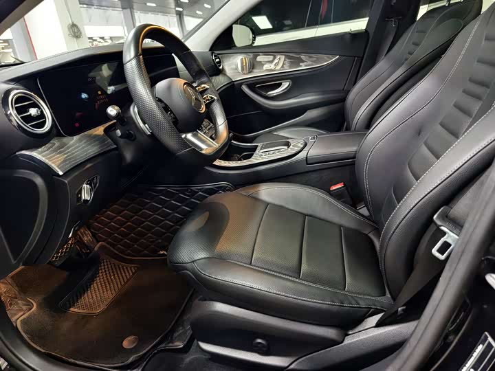 Photo 6 - Mercedes-Benz E-Class