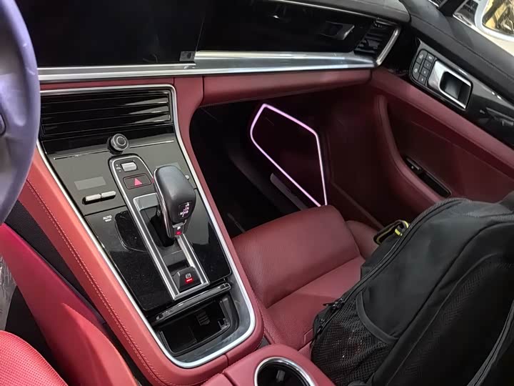 Фото 9 - Porsche Panamera