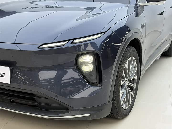 Фото 4 - Nio EC6