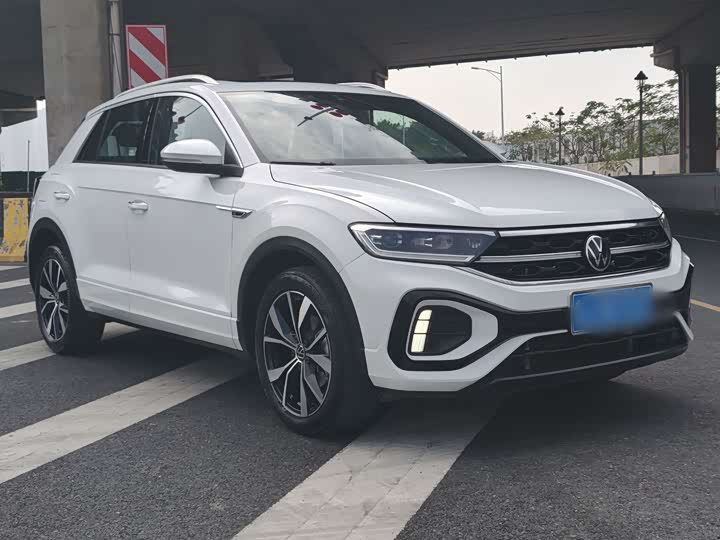Фото 3 - Volkswagen T-Roc