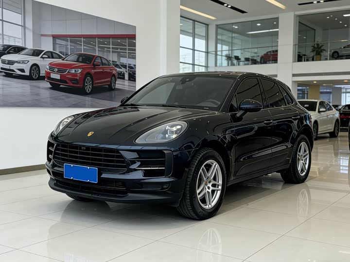 Фото 1 - Porsche Macan