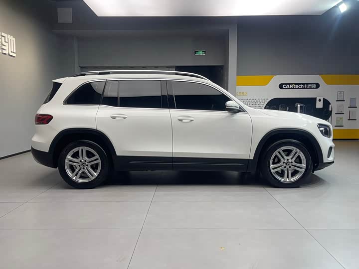 Фото 7 - Mercedes-Benz GLB-Class