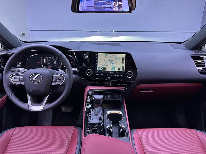 Фото 7 - Lexus NX