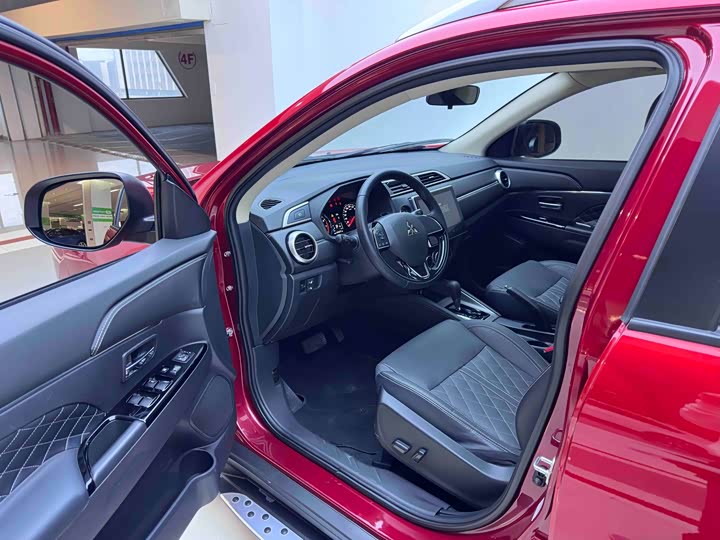 Фото 9 - Mitsubishi ASX