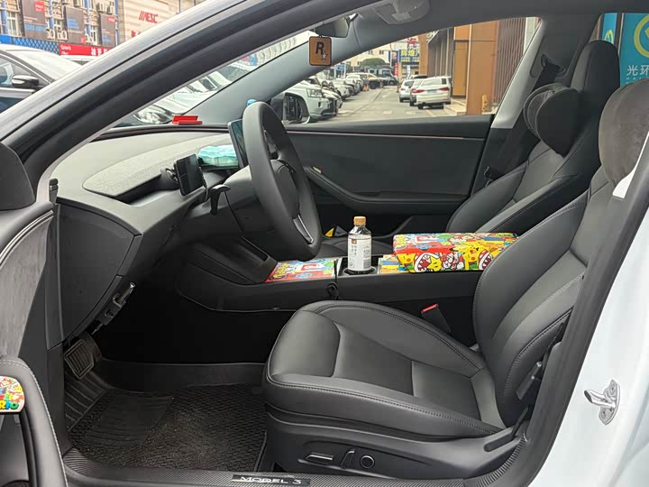 Фото 9 - Tesla Model 3