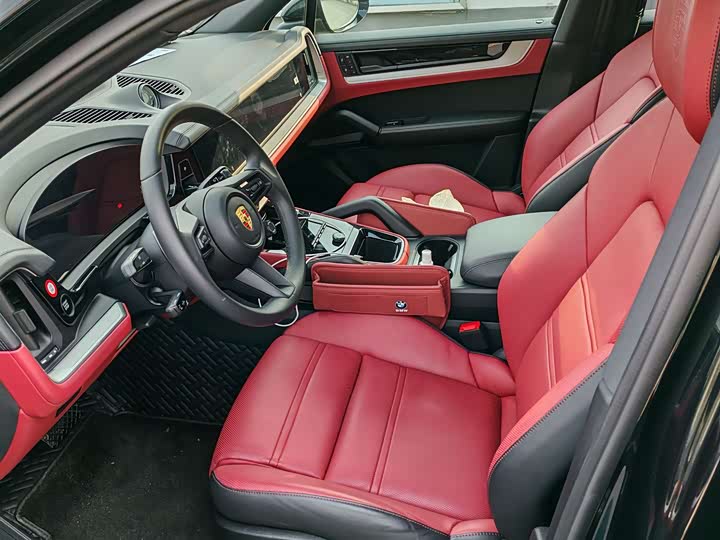 Фото 7 - Porsche Cayenne