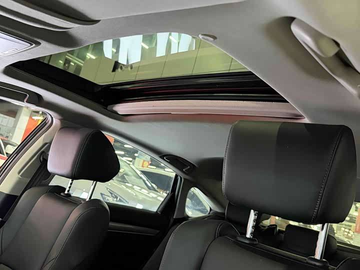 Фото 6 - Honda Accord