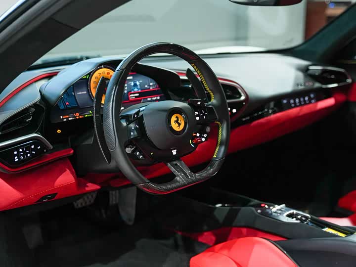 Фото 4 - Ferrari 296