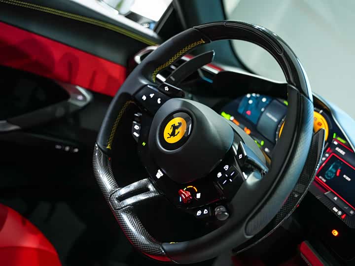 Фото 6 - Ferrari 296