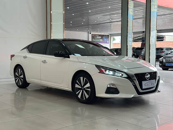 Фото 3 - Nissan Teana