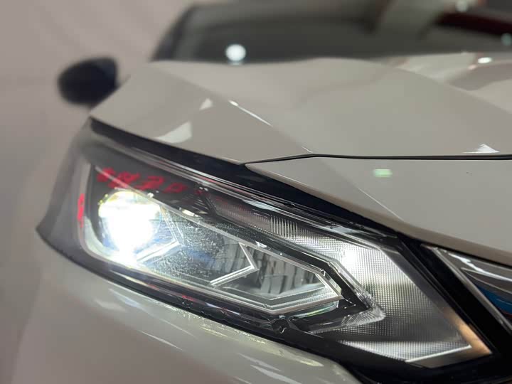 Фото 4 - Nissan Teana