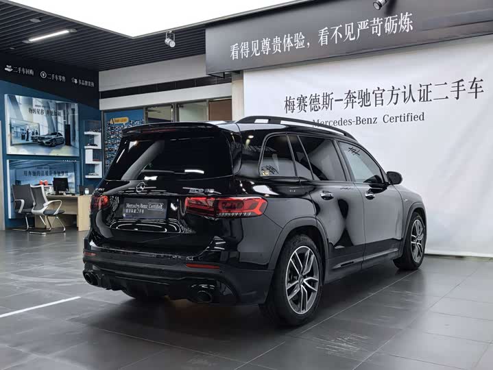 Фото 6 - Mercedes-Benz GLB-Class AMG