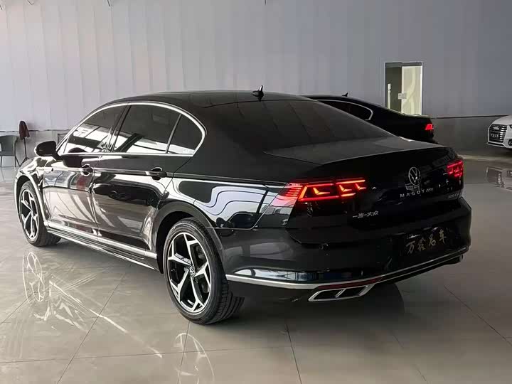 Фото 7 - Volkswagen Magotan