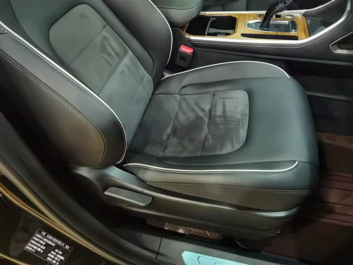 Фото 8 - Haval H6