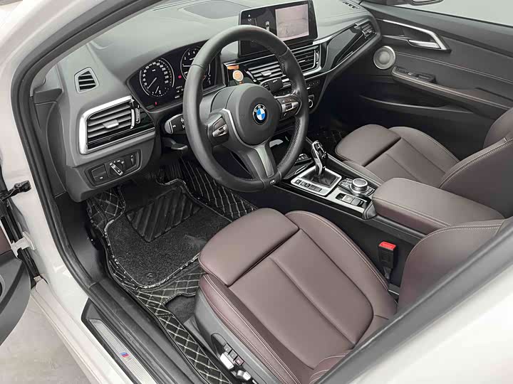 Фото 8 - BMW 1 Series