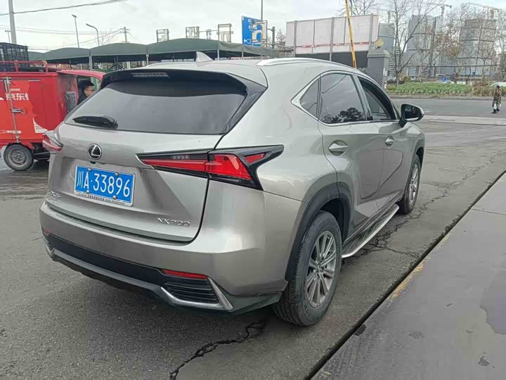 Фото 8 - Lexus NX