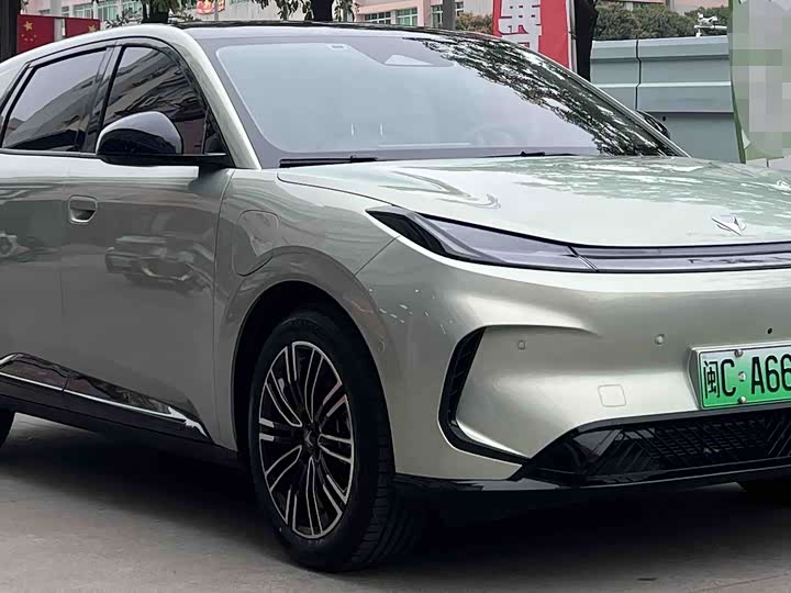 Фото 4 - BAIC Arcfox T1