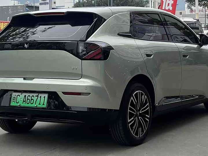 Фото 5 - BAIC Arcfox T1