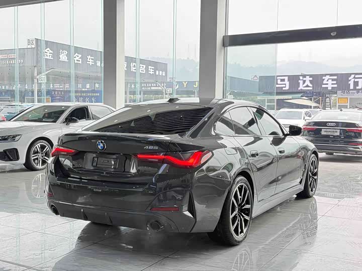 Фото 4 - BMW 4 Series