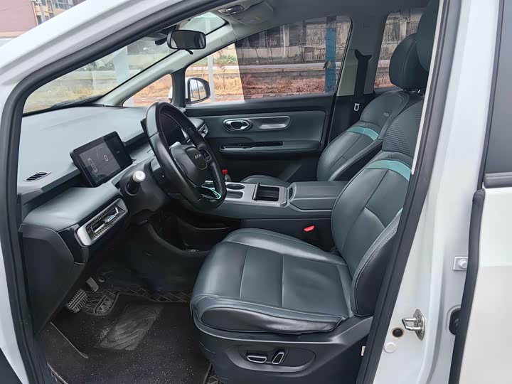 Фото 3 - GAC Aion Y