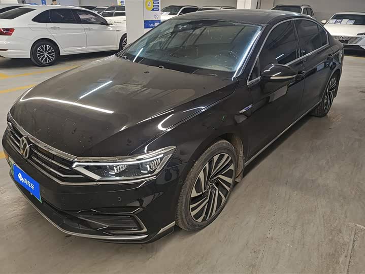 Фото 1 - Volkswagen Magotan GTE Hybrid