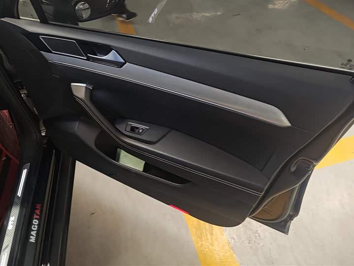 Фото 8 - Volkswagen Magotan GTE Hybrid