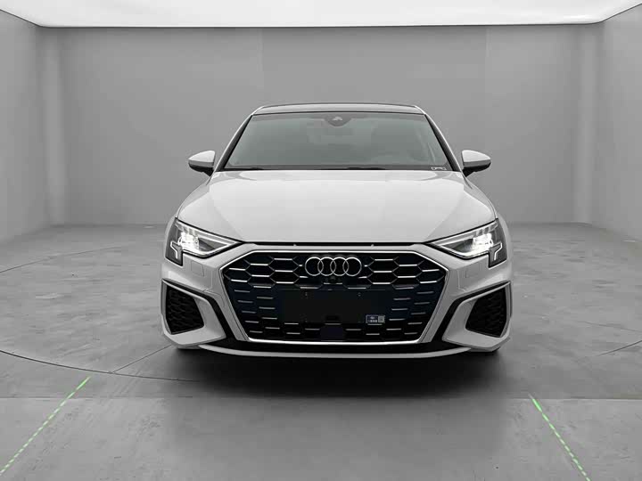 Фото 2 - Audi A3