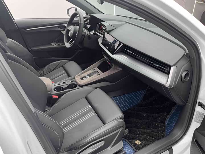 Фото 8 - Audi A3