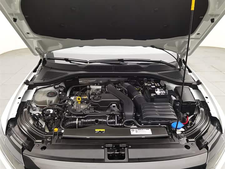 Фото 6 - Volkswagen Lavida