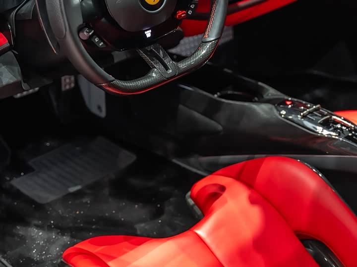 Фото 6 - Ferrari SF90