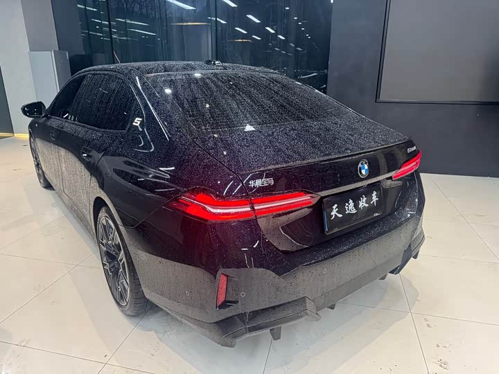 Фото 7 - BMW 5 Series