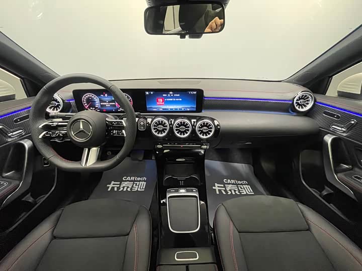 Фото 9 - Mercedes-Benz A-Class