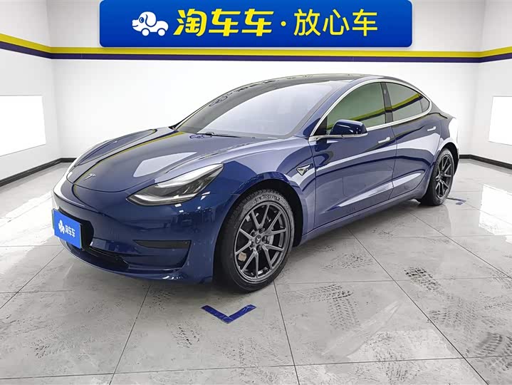 Фото 1 - Tesla Model 3