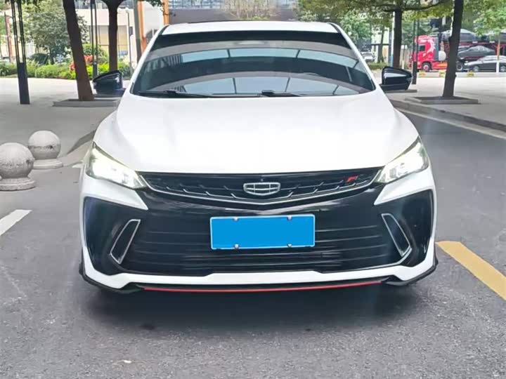 Фото 2 - Geely Binrui