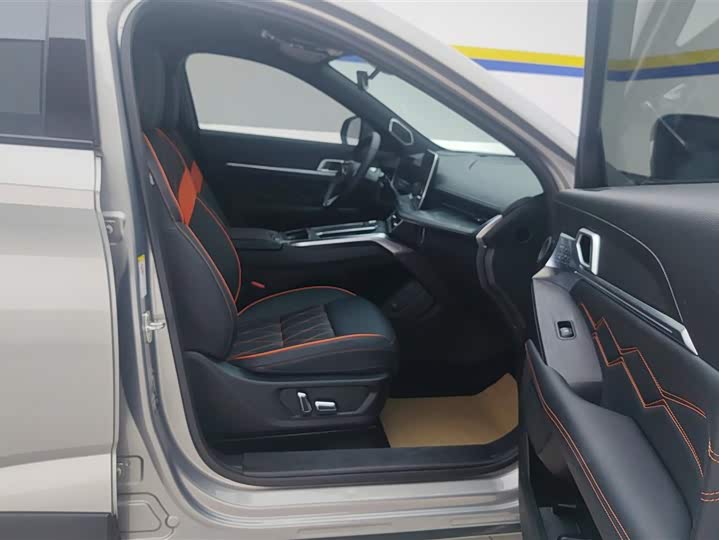 Фото 8 - Haval F7 (Monster)