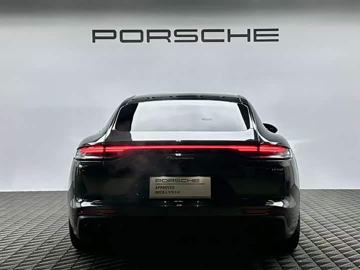 Фото 5 - Porsche Panamera