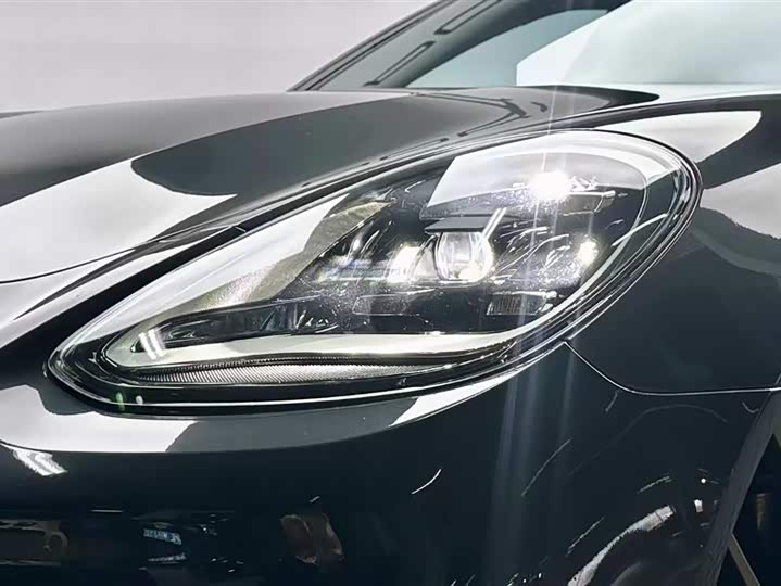 Фото 8 - Porsche Panamera