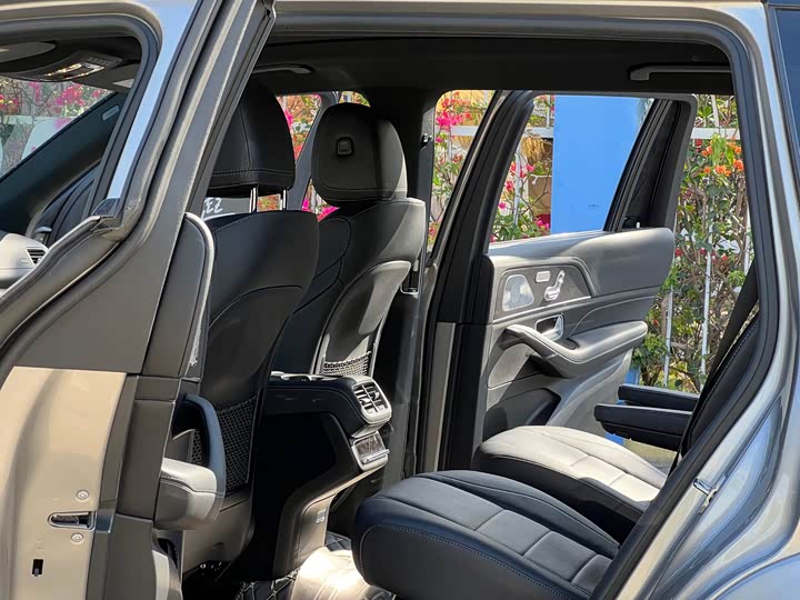 Фото 8 - Mercedes-Benz GLS-Class