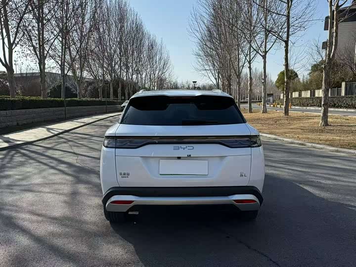 Фото 9 - BYD Song L DM-i Hybrid