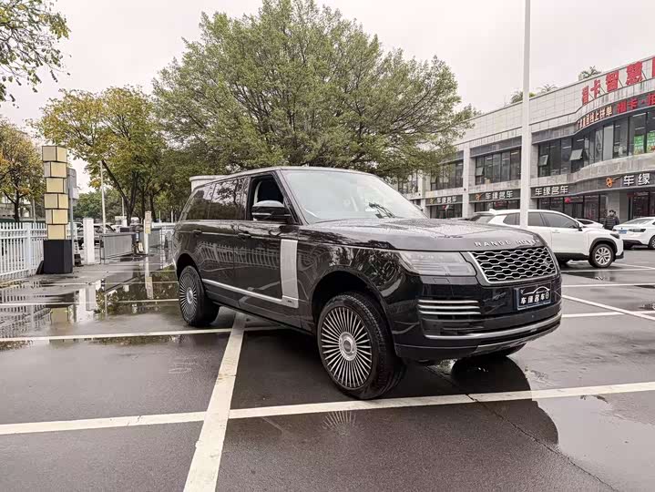 Photo 3 - Land Rover Range Rover