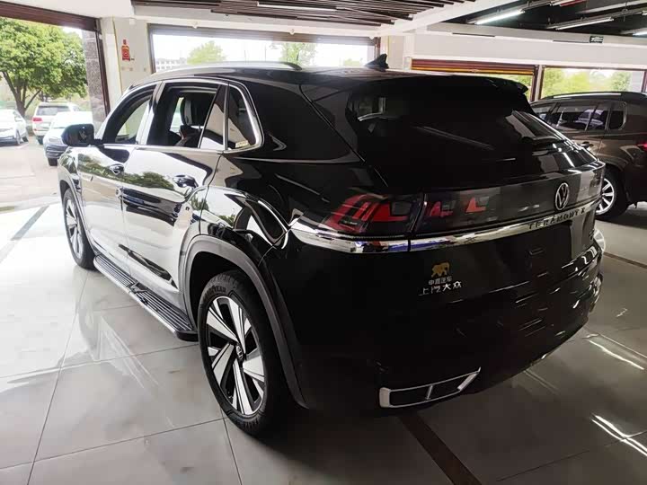 Фото 7 - Volkswagen Teramont X