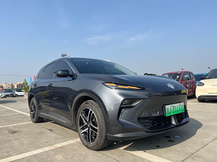 Фото 3 - MG Motor ES5