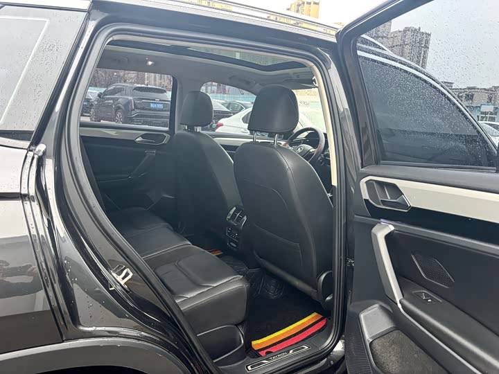 Фото 9 - Volkswagen Tayron