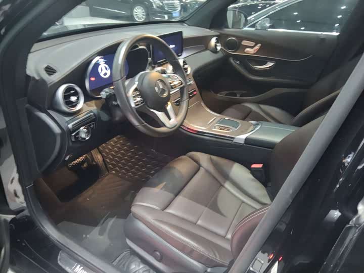 Фото 4 - Mercedes-Benz GLC-Class