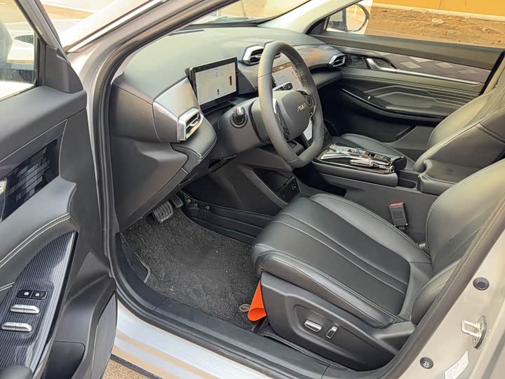 Фото 9 - Dongfeng Aeolus Haohan