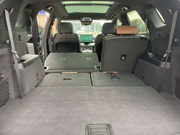 Фото 7 - BYD Tang Hybrid/EV