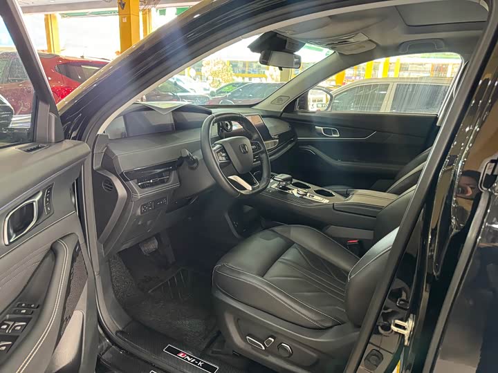 Фото 8 - Changan UNI-K