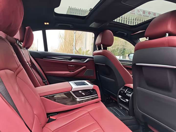 Фото 4 - BMW 5 Series