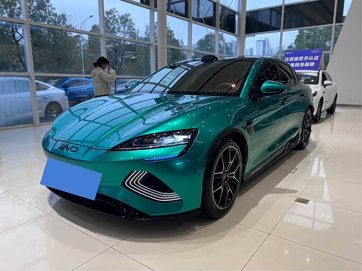 Фото 1 - BYD Seal