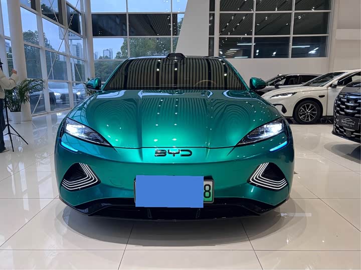 Фото 2 - BYD Seal